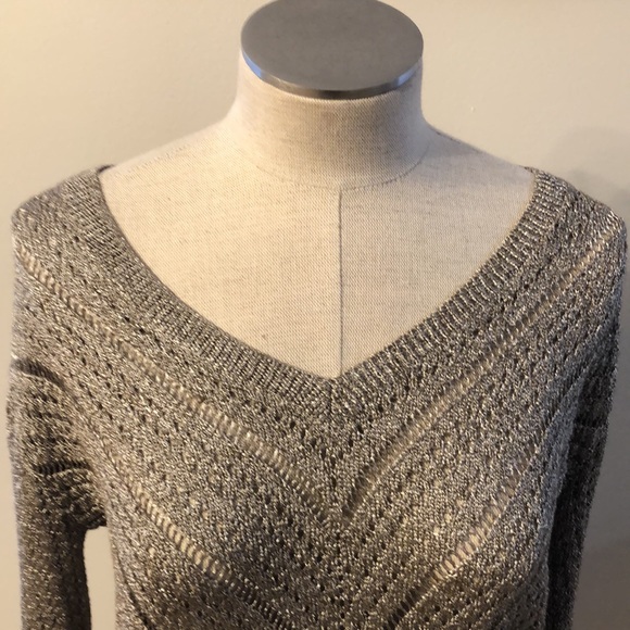 BCBGMAXAZRIA top - Picture 3 of 6